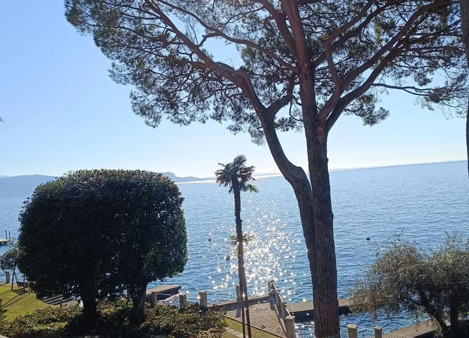 Bethel House Aparthotel Gardone Riviera